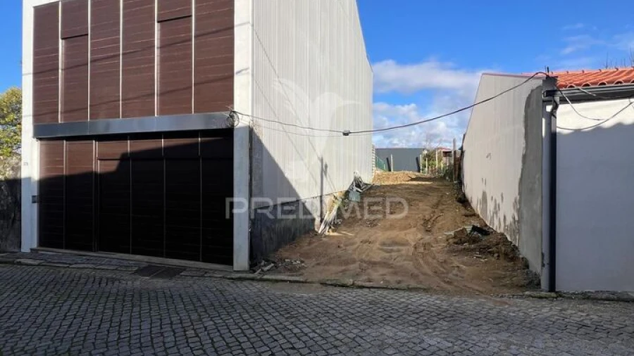 Terreno para Venda em Real, Dume e Semelhe