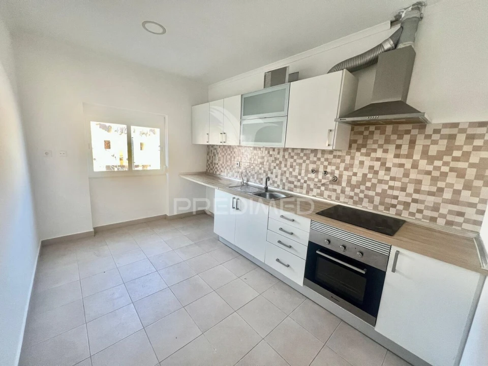 Apartamento T2 para Venda em Baixa da Banheira e Vale da Amoreira Foto 3