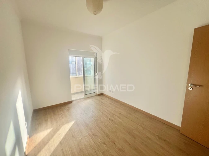Apartamento T2 para Venda em Baixa da Banheira e Vale da Amoreira Foto 6