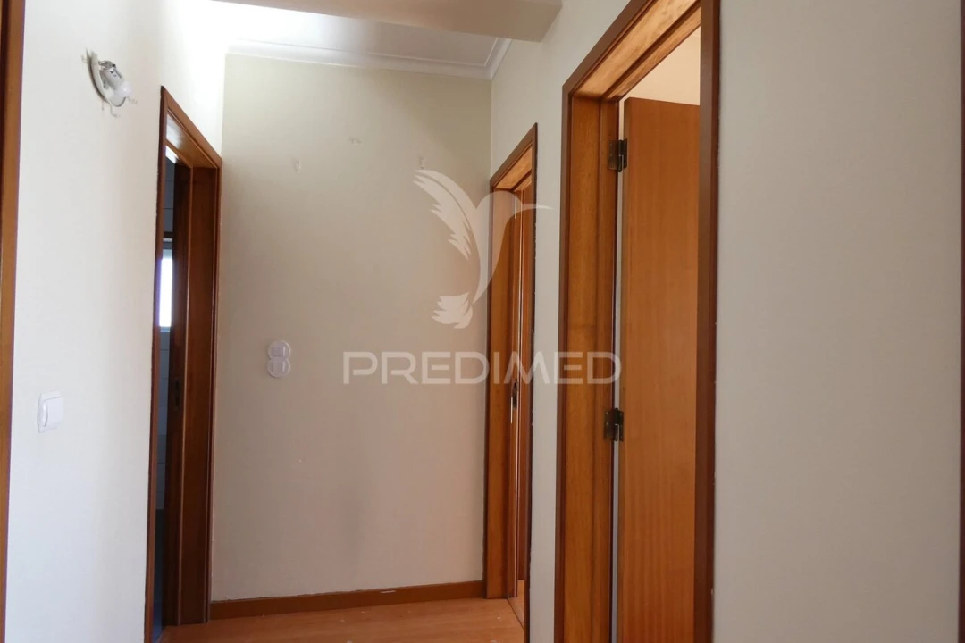 Apartamento T2 para Venda em Queluz e Belas Foto 7