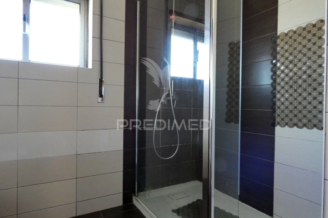 Apartamento T2 para Venda em Queluz e Belas Foto 13