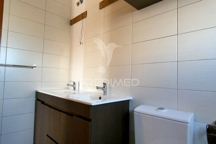 Apartamento T2 para Venda em Queluz e Belas Foto 14