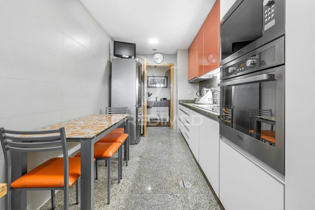 Apartamento T2 para Venda em Custóias, Leça do Balio e Guifões Foto 8