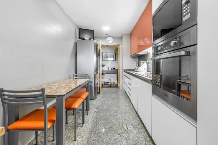 Apartamento T2 para Venda em Custóias, Leça do Balio e Guifões Foto 8
