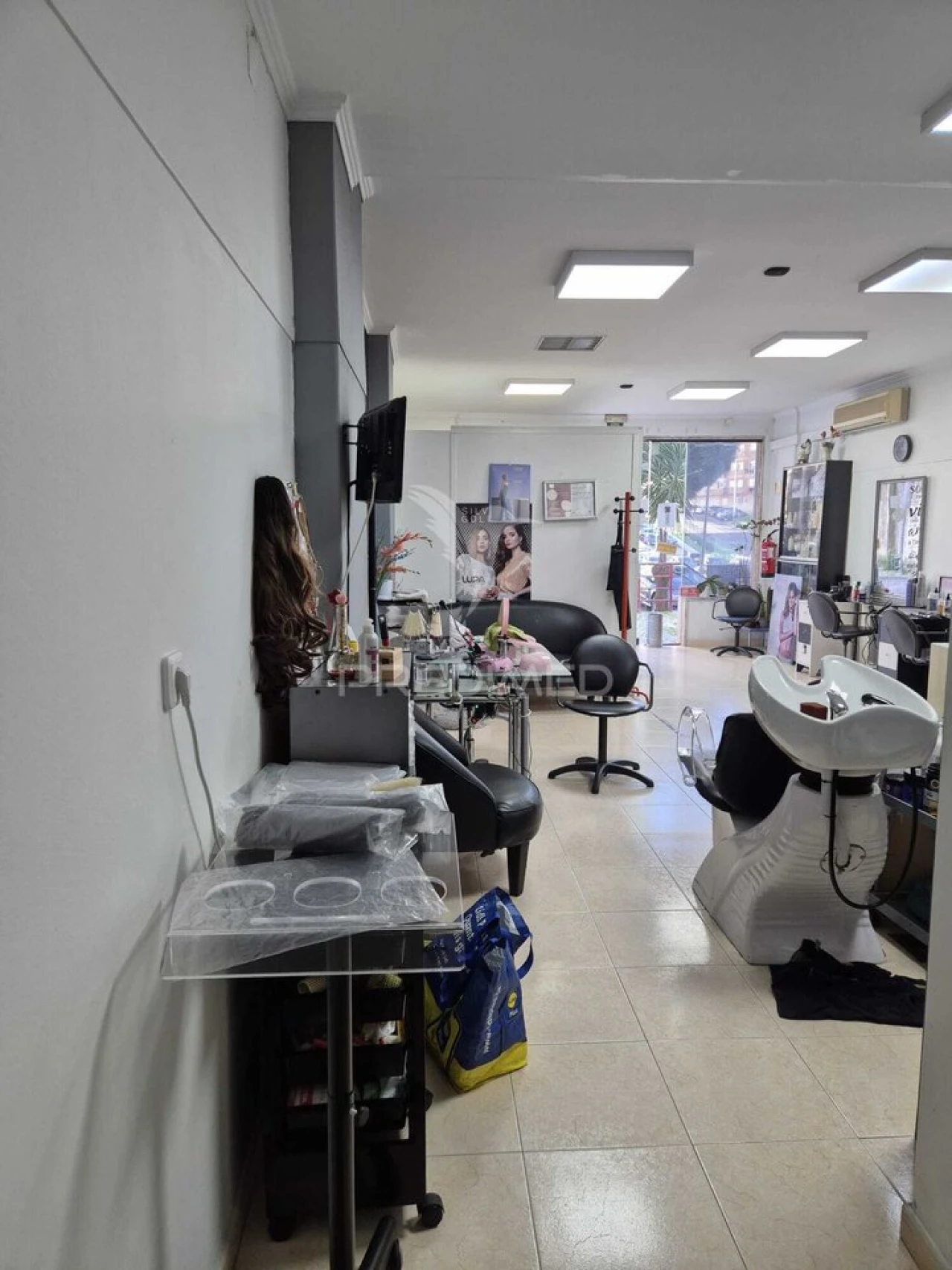 Loja para Venda em Massamá e Monte Abraão Foto 3