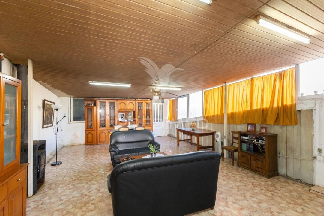 Moradia T4 para Venda em Campo e Sobrado Foto 24