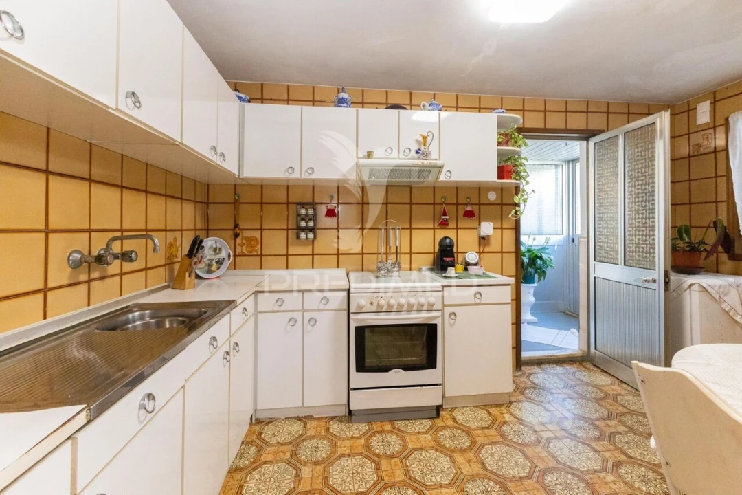 Moradia T4 para Venda em Campo e Sobrado Foto 19