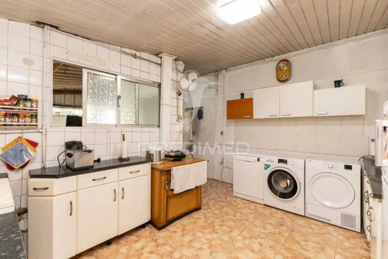 Moradia T4 para Venda em Campo e Sobrado Foto 21