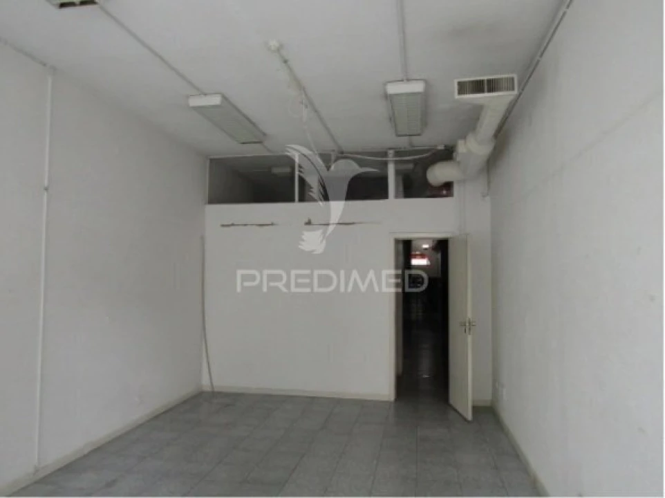 Loja para Venda em Cedofeita, Santo Ildefonso, Sé, Miragaia, São Nicolau e Vitória Foto 14