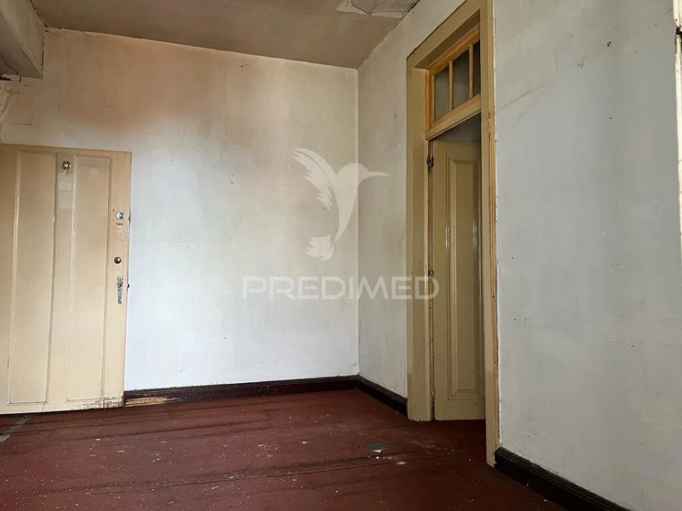 Moradia T4 para Venda em Funchal (São Pedro) Foto 29