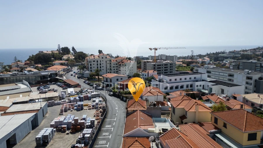 Moradia T4 para Venda em Funchal (São Pedro) Foto 13