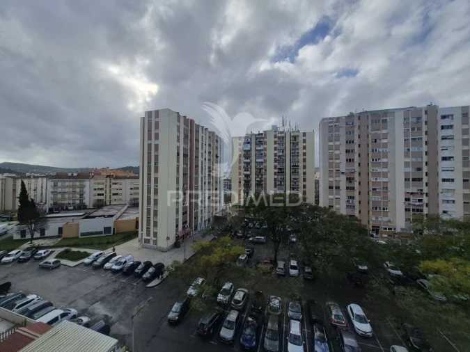 Apartamento T3 para Venda em Carregado e Cadafais Foto 8