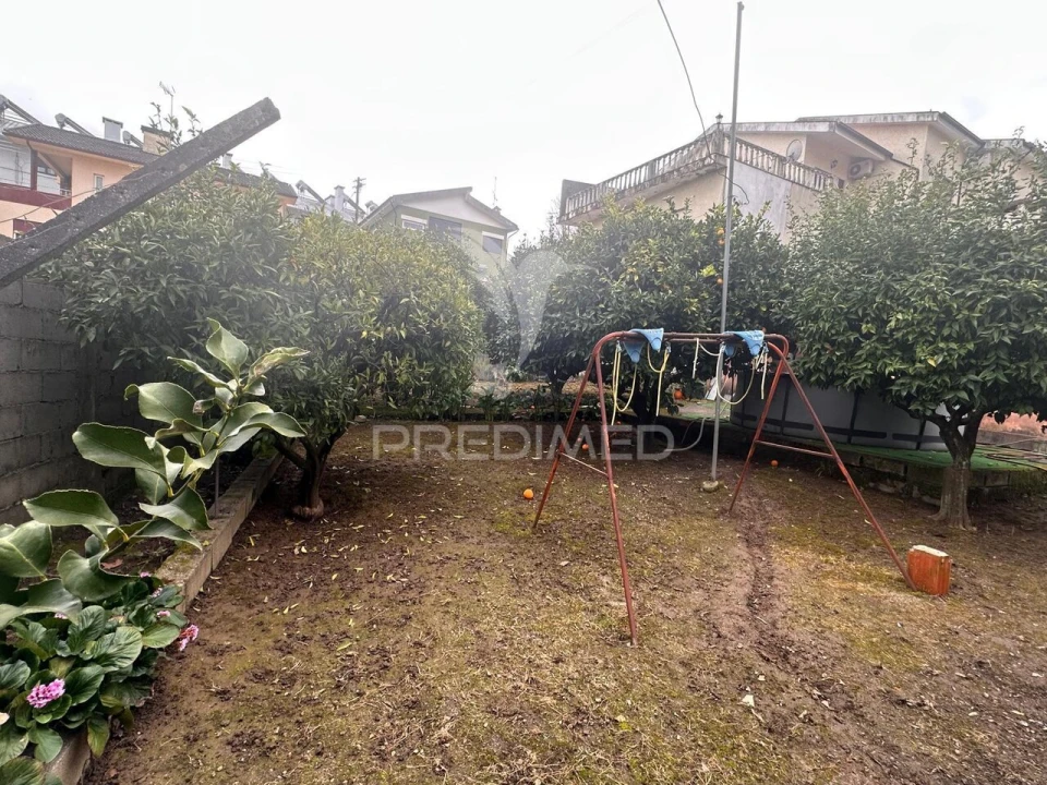 Moradia T6 para Venda em Peso da Régua e Godim Foto 11