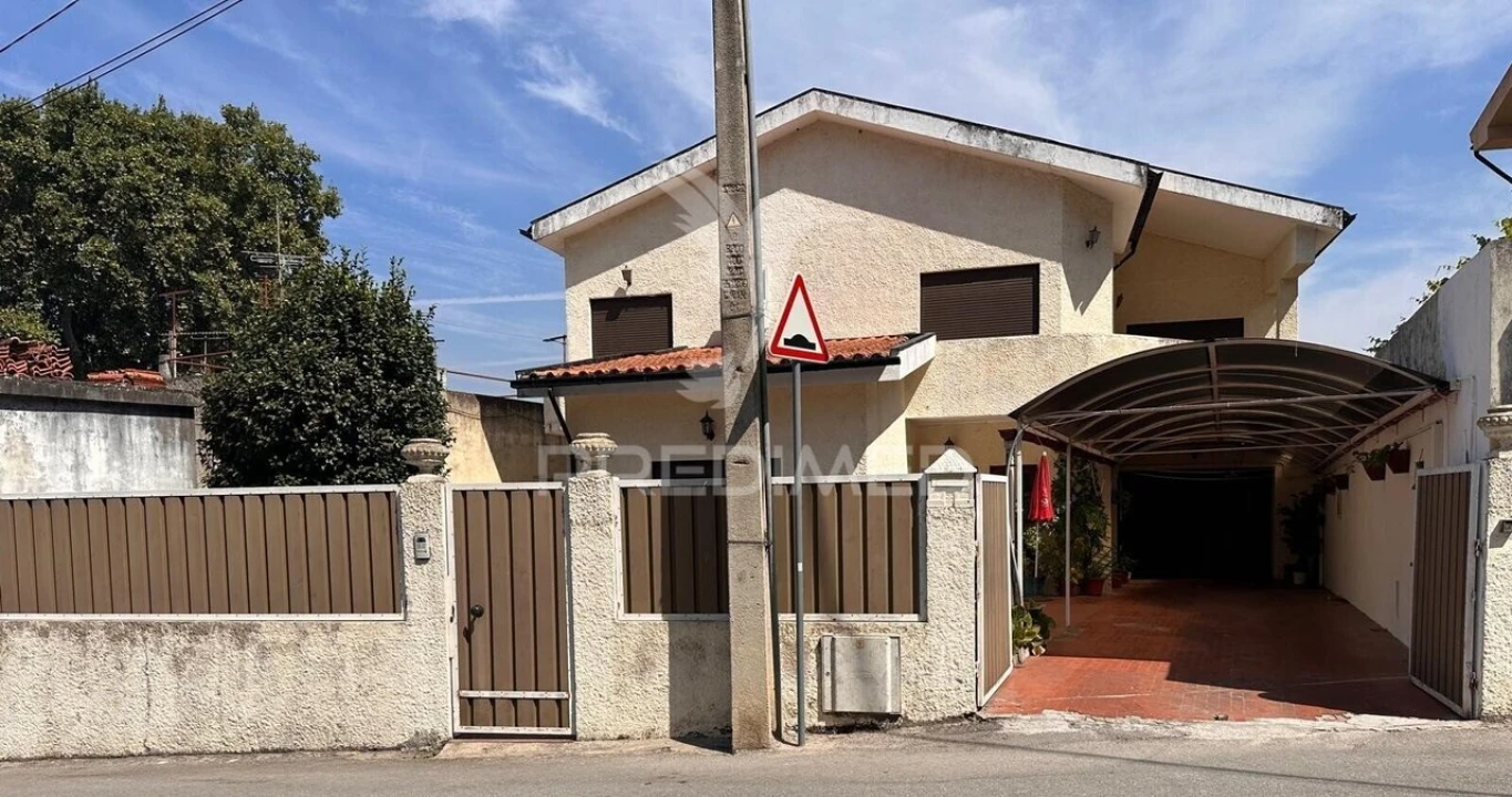 Moradia T6 para Venda em Peso da Régua e Godim Foto 24