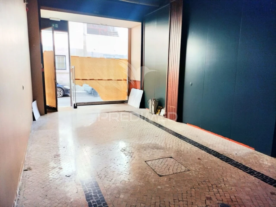 Loja para Venda em Torres Novas (Santa Maria, Salvador e Santiago) Foto 18