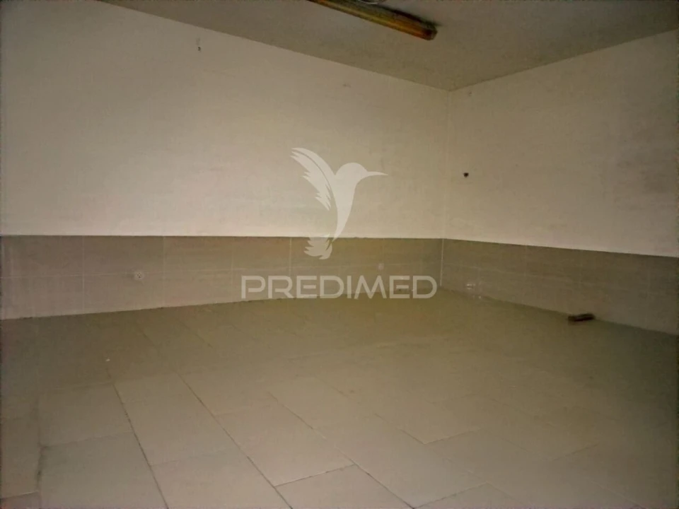 Loja para Venda em Torres Novas (Santa Maria, Salvador e Santiago) Foto 16