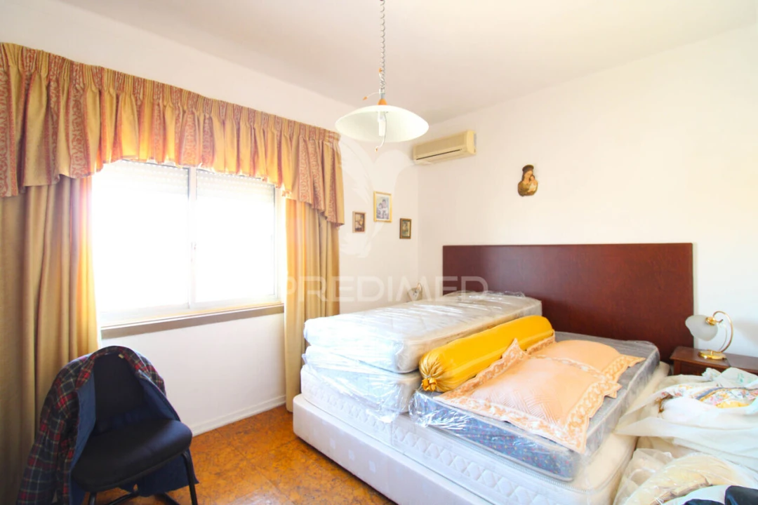 Apartamento T4 para Venda em Conceição e Estoi Foto 8