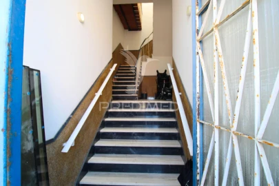 Apartamento T4 para Venda em Conceição e Estoi