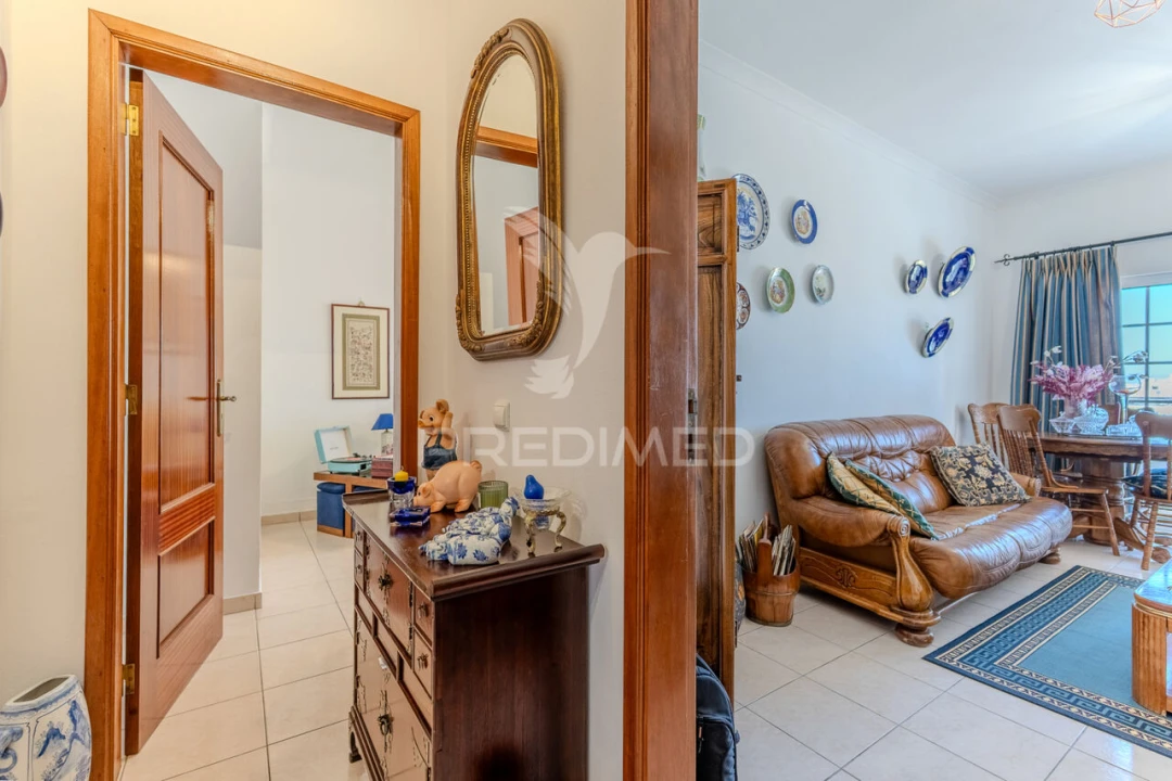 Apartamento T3 para Venda em Estômbar e Parchal Foto 6
