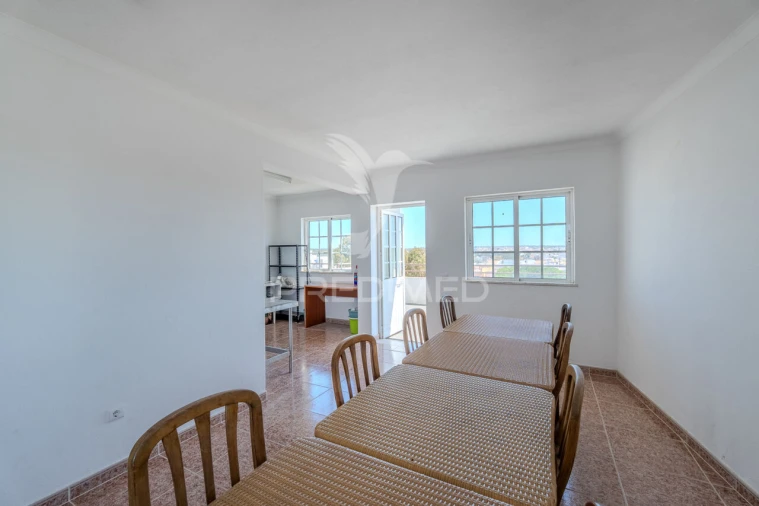 Apartamento T3 para Venda em Estômbar e Parchal Foto 23