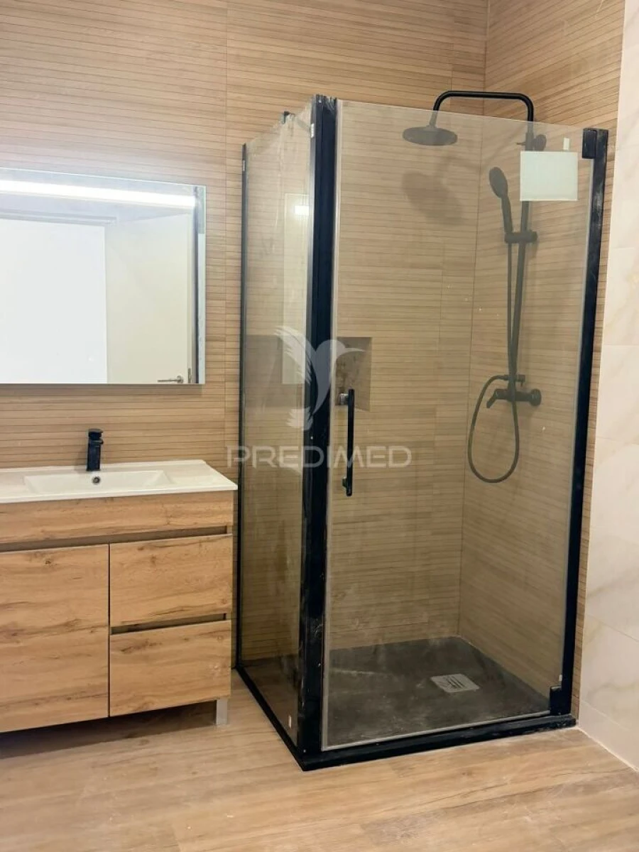 Apartamento T2 para Venda em Santa Maria, São Pedro e Matacães Foto 16