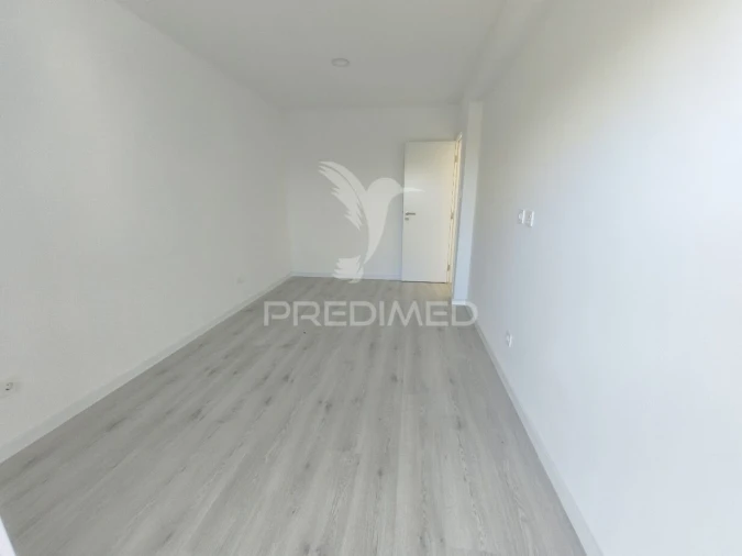 Apartamento T1 para Venda em Baixa da Banheira e Vale da Amoreira Foto 6