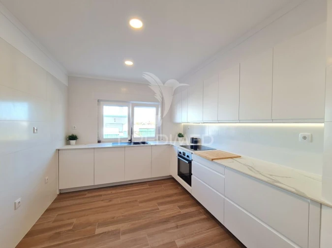 Apartamento T2 para Venda em Alverca do Ribatejo e Sobralinho Foto 11