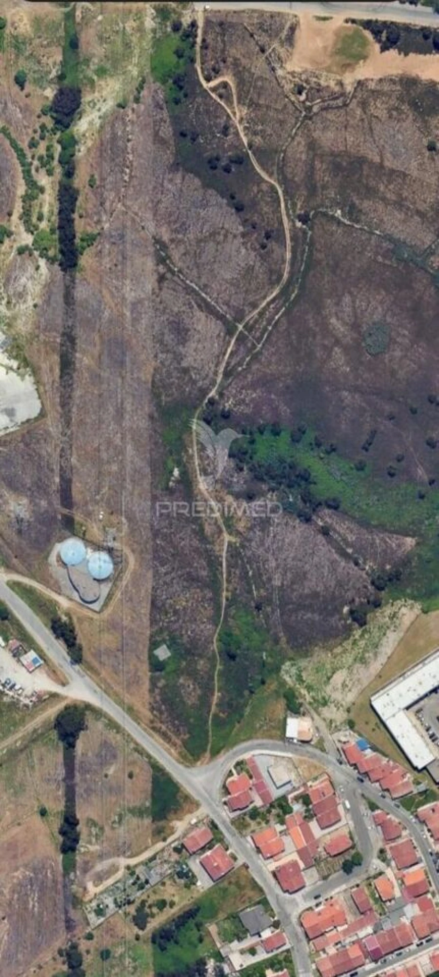Terreno para Venda em Campo e Sobrado Foto 1
