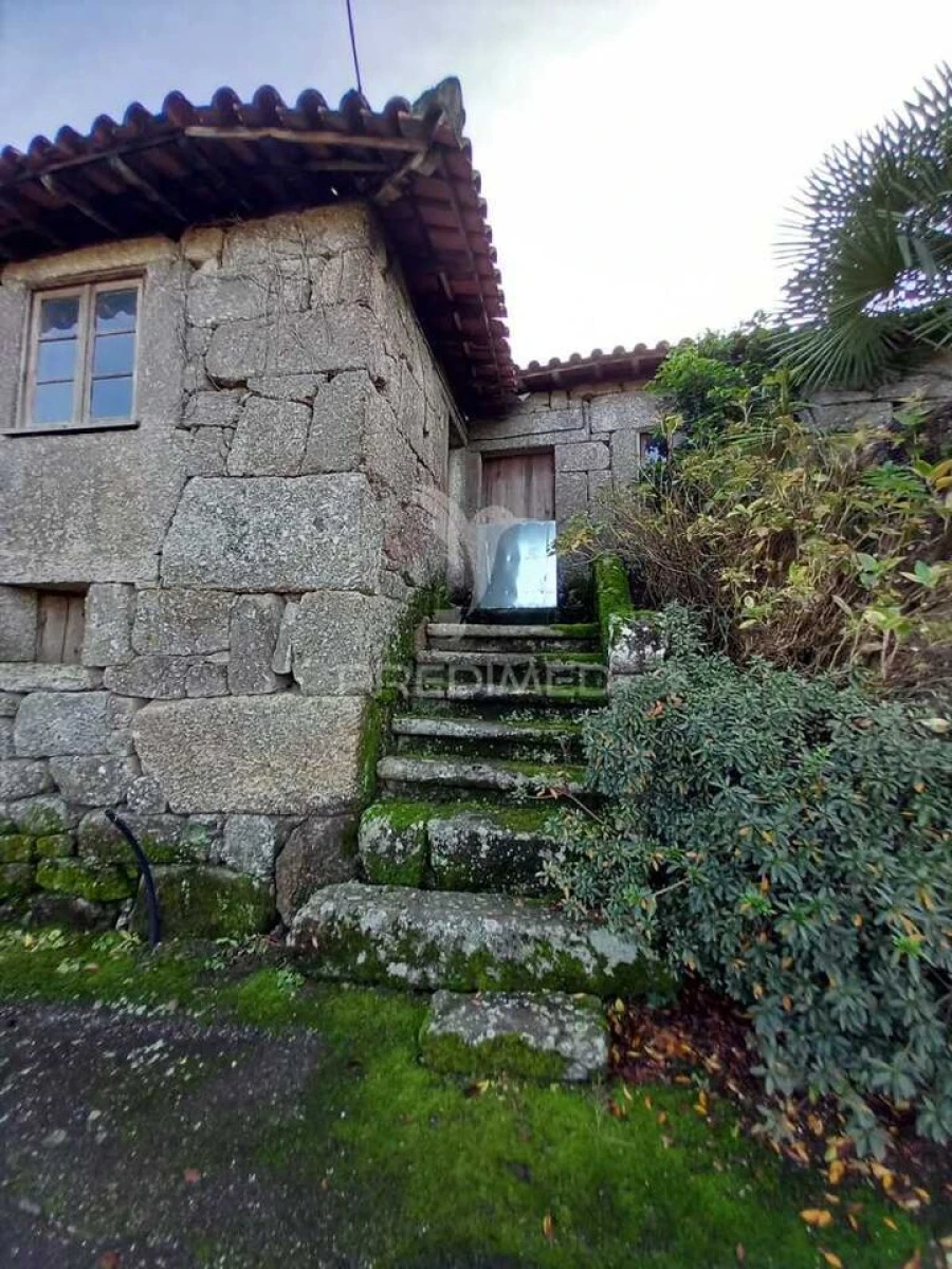 Moradia T0 para Venda em Verim, Friande e Ajude Foto 24