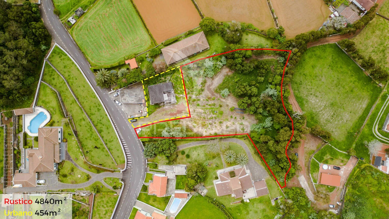 Terreno para Venda em São Mateus da Calheta Foto 3