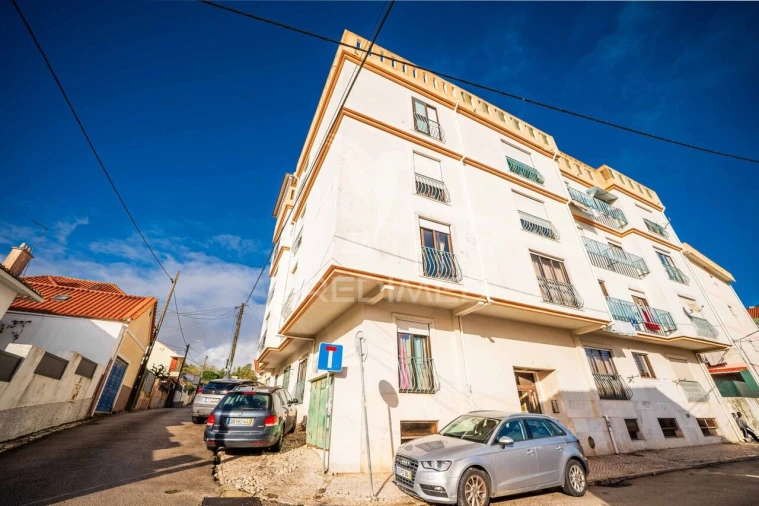 Apartamento T2 para Venda em Agualva e Mira-Sintra Foto 20