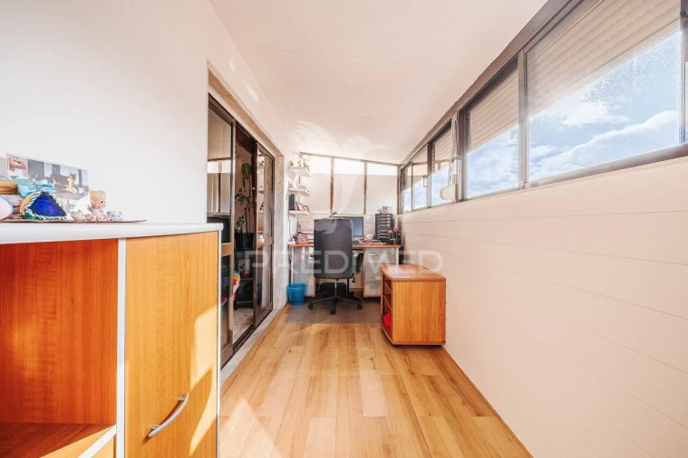 Apartamento T2 para Venda em Agualva e Mira-Sintra Foto 14