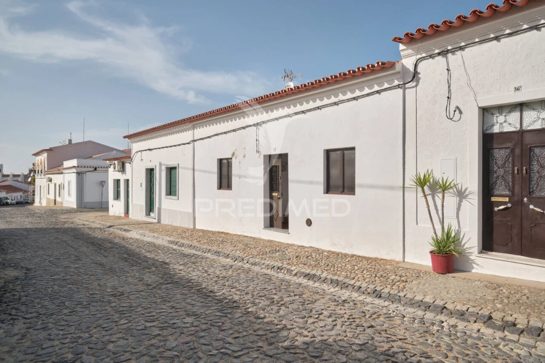 Moradia T4 para Venda em Safara e Santo Aleixo da Restauração Foto 3