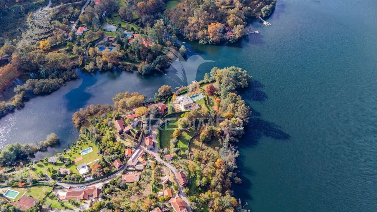 Terreno para Venda em Caniçada e Soengas Foto 10