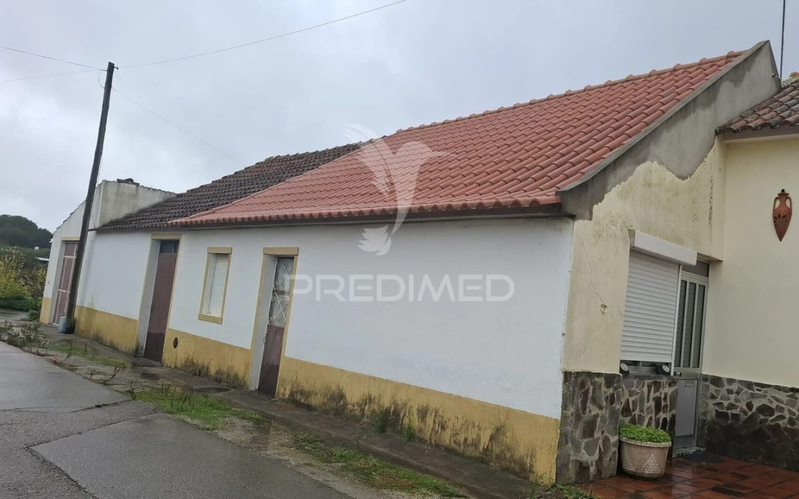 Moradia T1 para Venda em Azoia de Cima e Tremês Foto 27