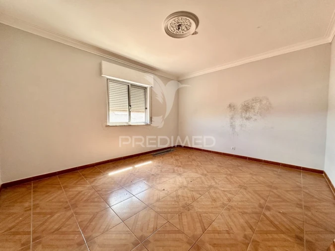 Prédio para Venda em Póvoa de Santa Iria e Forte da Casa Foto 7