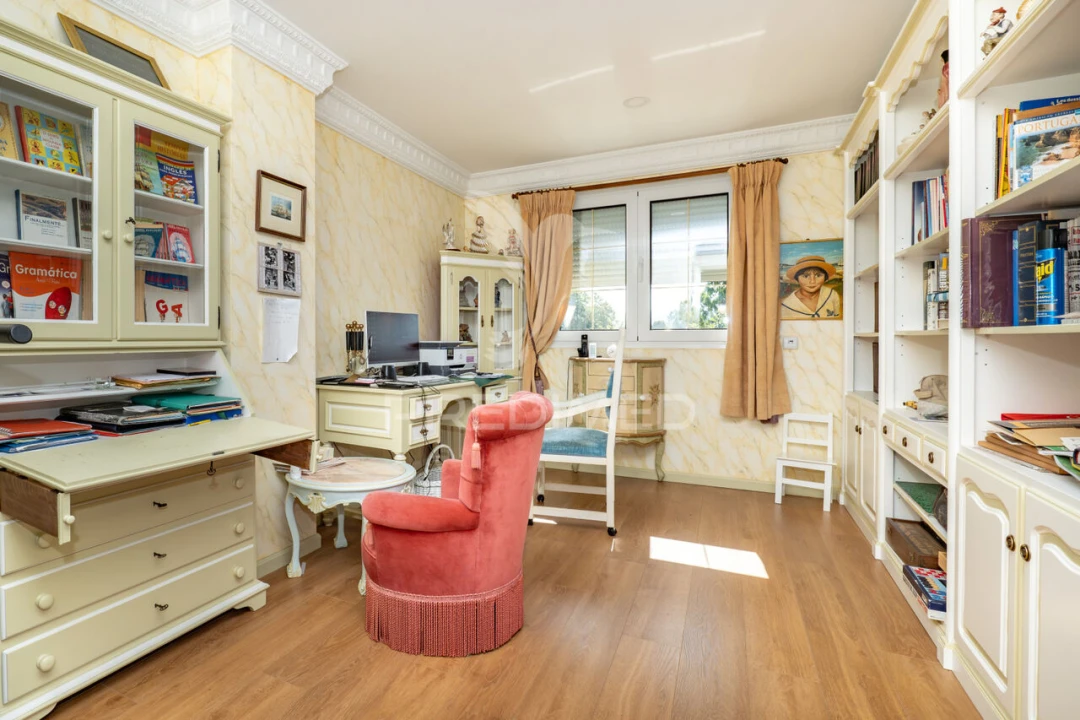 Moradia T5 para Venda em Merelim (São Paio), Panoias e Parada de Tibães Foto 11