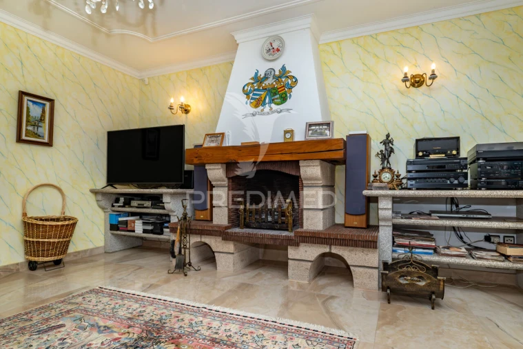 Moradia T5 para Venda em Merelim (São Paio), Panoias e Parada de Tibães Foto 19