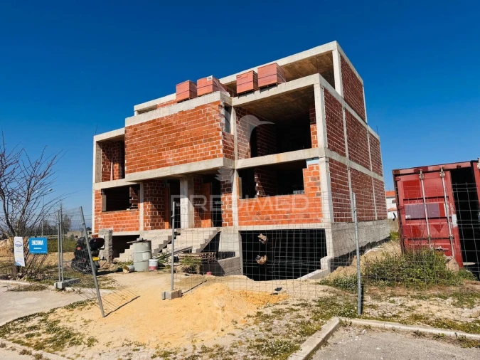 Moradia T3 para Venda em Atalaia e Alto Estanqueiro-Jardia Foto 30