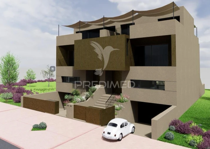 Moradia T3 para Venda em Atalaia e Alto Estanqueiro-Jardia