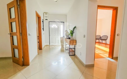 Moradia T5 para Venda em Conceição e Estoi