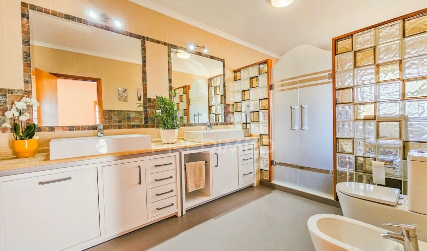 Moradia T5 para Venda em Conceição e Estoi Foto 26