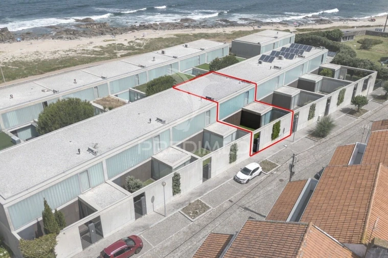 Moradia T3 para Venda em Moledo e Cristelo Foto 12