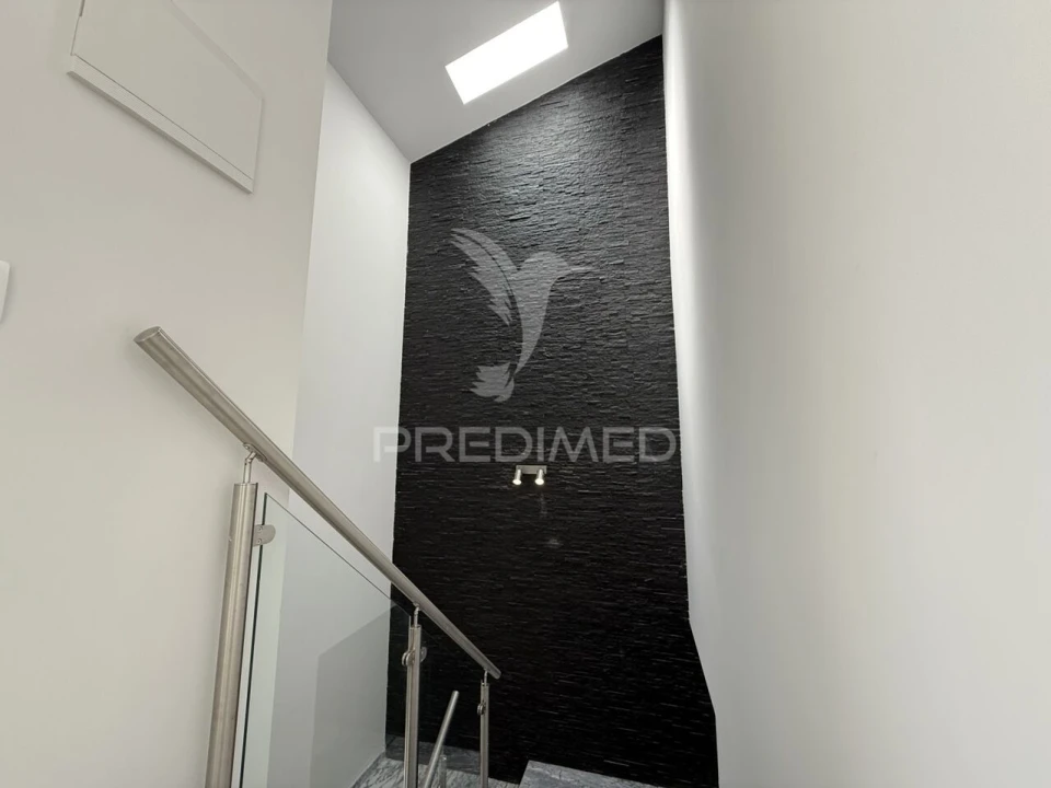 Moradia T3 para Venda em Estômbar e Parchal Foto 7