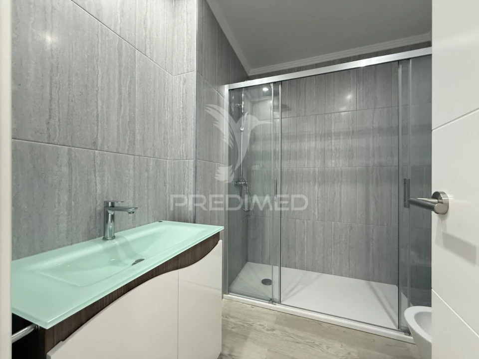 Moradia T3 para Venda em Estômbar e Parchal Foto 25