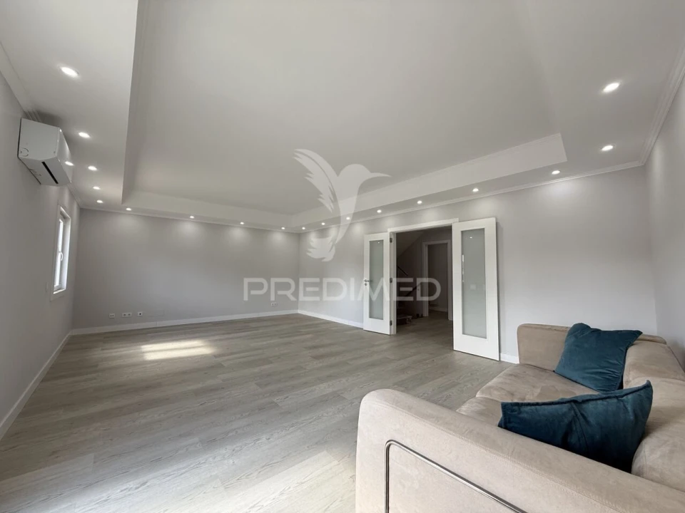 Moradia T3 para Venda em Estômbar e Parchal Foto 21