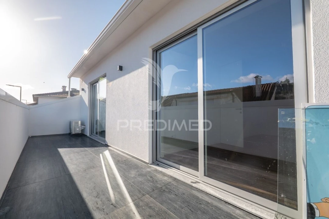 Apartamento T1 para Venda em Amares e Figueiredo Foto 12