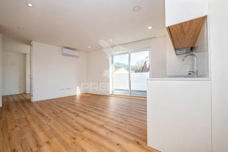 Apartamento T1 para Venda em Amares e Figueiredo Foto 4