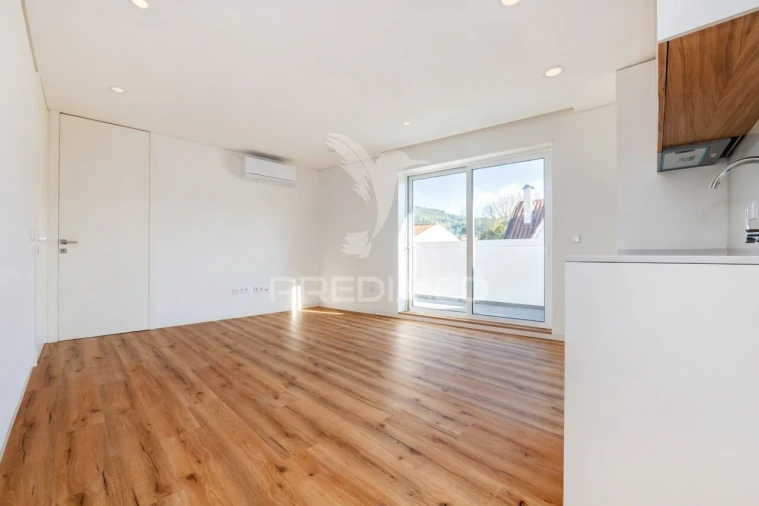 Apartamento T1 para Venda em Amares e Figueiredo Foto 6