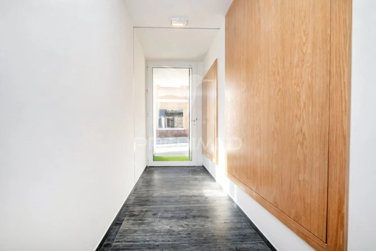 Apartamento T1 para Venda em Amares e Figueiredo Foto 20